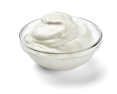 Joghurt von der Andechser Molkerei und der Alztaler Hofmolkerei